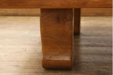 中古　美品　極厚天板　総ケヤキ材　どっしりとした佇まいが目を引く座卓(ローテーブル、リビングテーブル)(R-055082)