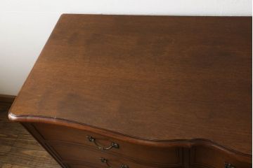 中古　美品　DREXEL HERITAGE(ドレクセルヘリテイジ)　Touraine(ツーレイン)　エレガントな雰囲気が魅力的なチェスト(定価約49万円)(サイドボード、引き出し)(R-055084)