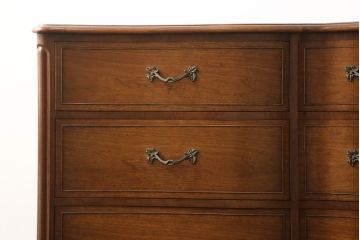 中古　美品　DREXEL HERITAGE(ドレクセルヘリテイジ)　Touraine(ツーレイン)　エレガントな雰囲気が魅力的なチェスト(定価約49万円)(サイドボード、引き出し)(R-055084)