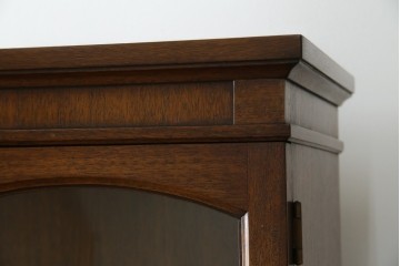 中古　美品　DREXEL HERITAGE(ドレクセルヘリテイジ)　クラシカルな佇まいが魅力的なキャビネット　(R-055087)