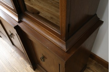 中古　美品　DREXEL HERITAGE(ドレクセルヘリテイジ)　クラシカルな佇まいが魅力的なキャビネット　(R-055087)