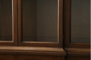 中古　美品　DREXEL HERITAGE(ドレクセルヘリテイジ)　クラシカルな佇まいが魅力的なキャビネット　(R-055087)