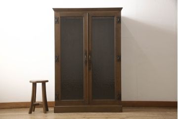 和製ビンテージ　ナラ材　神戸洋家具　店舗什器としてもおすすめのクラシカルな収納棚(戸棚、キャビネット、ワードローブ、ヴィンテージ)(R-055088)