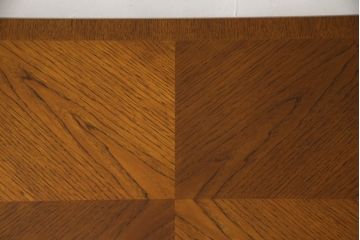 中古　超美品　DREXEL HERITAGE(ドレクセルヘリテイジ)　エレガントな佇まいが目を引くセンターテーブル(ローテーブル、リビングテーブル)(R-055092)