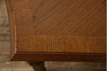 中古　超美品　DREXEL HERITAGE(ドレクセルヘリテイジ)　エレガントな佇まいが目を引くセンターテーブル(ローテーブル、リビングテーブル)(R-055092)