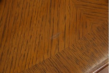 中古　超美品　DREXEL HERITAGE(ドレクセルヘリテイジ)　エレガントな佇まいが目を引くセンターテーブル(ローテーブル、リビングテーブル)(R-055092)