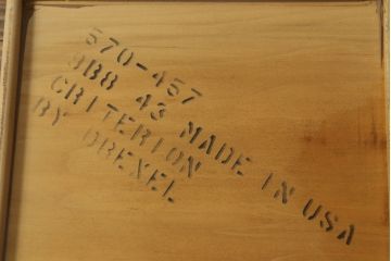 中古　DREXEL HERITAGE(ドレクセルヘリテイジ)　格調高いデザインが魅力的なコンソールテーブル(サイドテーブル、作業台)(R-055098)