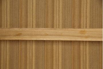 中古　岩谷堂箪笥　迫力ある木目と深みのある色合いが目を引く箪笥ワードローブ(洋服タンス、収納棚)(R-055115)