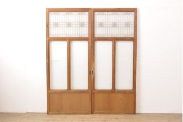 和製ビンテージ　繊細な組子が上品な印象の組子入りガラス戸2枚セット(引き戸、建具、ヴィンテージ)(R-055116)