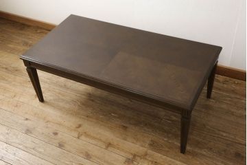 中古　超美品　カリモク家具　domani(ドマーニ)　QUEENS　LIFE(クイーンズライフ)　クラシカルな佇まいが美しいセンターテーブル(定価約19万円)(ローテーブル、コンソールテーブル)(R-055123)