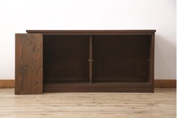 和製アンティーク　古建具リメイク　ケヤキの引き戸がいい味を出しているサイドボード(戸棚、収納棚、テレビ台、ローボード)(R-055134)
