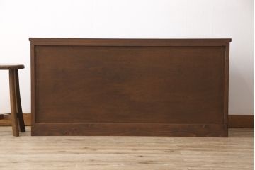 和製アンティーク　古建具リメイク　ケヤキの引き戸がいい味を出しているサイドボード(戸棚、収納棚、テレビ台、ローボード)(R-055134)