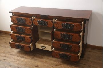 中古　美品　岩谷堂箪笥　迫力ある杢目が印象的なサイドボード(引き出し、チェスト、和たんす)(R-055139)