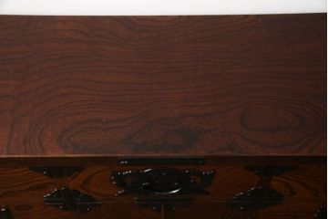中古　美品　岩谷堂箪笥　迫力ある杢目が印象的なサイドボード(引き出し、チェスト、和たんす)(R-055139)