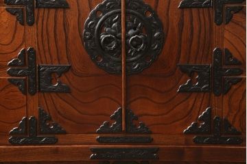 中古　美品　岩谷堂箪笥　迫力ある杢目が印象的なサイドボード(引き出し、チェスト、和たんす)(R-055139)