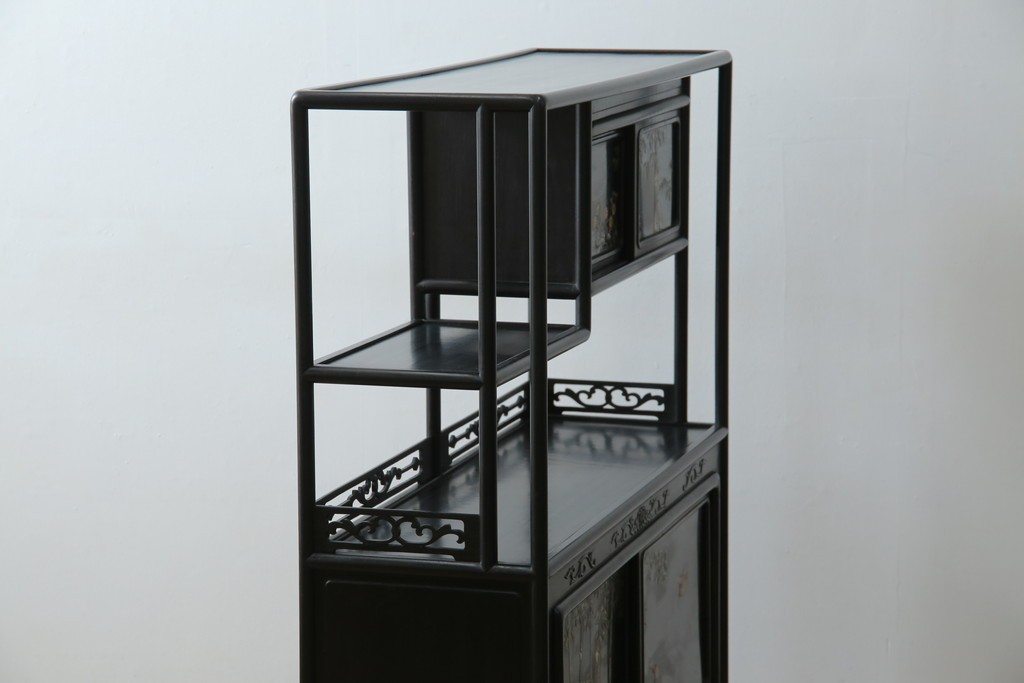 和製アンティーク　唐木　繊細な漆絵が美しい飾り棚　(R-055142)