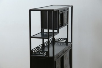 和製アンティーク　唐木　繊細な漆絵が美しい飾り棚　(R-055142)