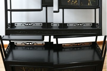 和製アンティーク　唐木　繊細な漆絵が美しい飾り棚　(R-055142)