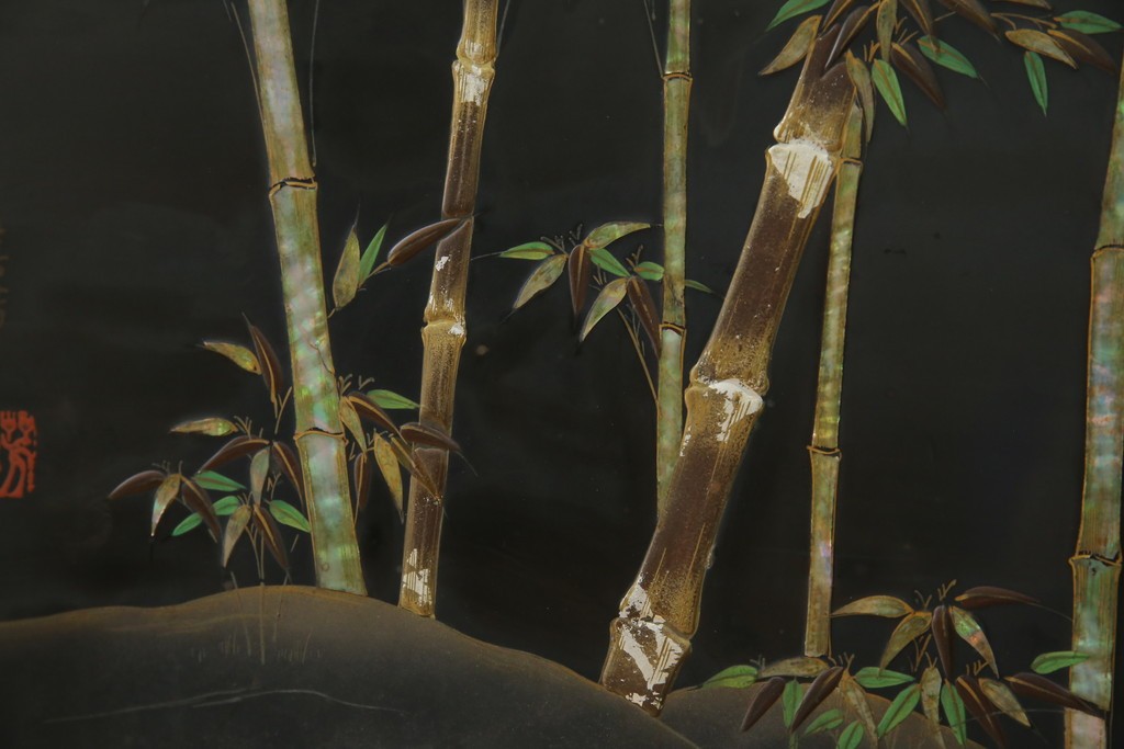 和製アンティーク　唐木　繊細な漆絵が美しい飾り棚　(R-055142)