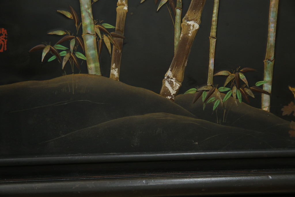 和製アンティーク　唐木　繊細な漆絵が美しい飾り棚　(R-055142)