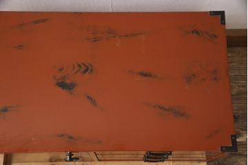 中古　美品　工芸家具　曙(あけぼの)塗り　漆の朱色が机上のアクセントになる小引き出し(根来塗り、卓上収納、小物収納)(R-055143)