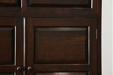 中古　美品　松本民芸家具　直線的なデザインがシックな印象を醸し出すD型和タンス　定価約67万円　(R-055196)