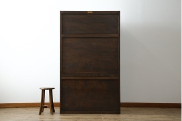 中古　美品　松本民芸家具　直線的なデザインがシックな印象を醸し出すD型和タンス　定価約67万円　(R-055196)