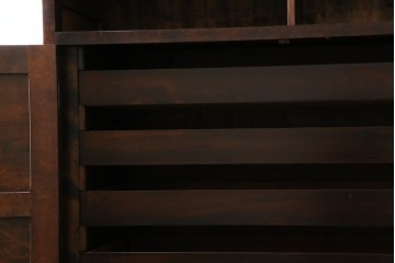 中古　美品　松本民芸家具　直線的なデザインがシックな印象を醸し出すD型和タンス　定価約67万円　(R-055196)