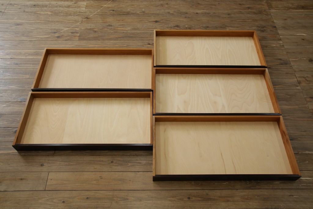 中古　美品　松本民芸家具　直線的なデザインがシックな印象を醸し出すD型和タンス　定価約67万円　(R-055196)