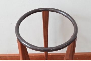 北欧ビンテージ　スタイリッシュなデザインが目を引く傘立て(カサ立て、スタンド、ヴィンテージ)(R-055203)