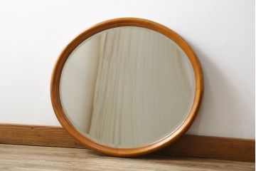 中古　横浜ダニエル(Daniel)　あたたかみのある風合いが魅力的なウォールミラー(壁掛け鏡)(R-055219)