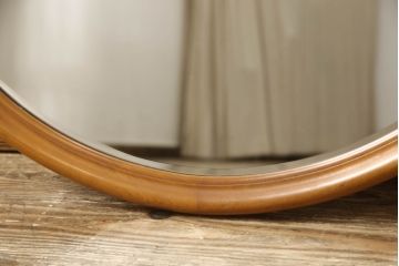 中古　横浜ダニエル(Daniel)　あたたかみのある風合いが魅力的なウォールミラー(壁掛け鏡)(R-055220)