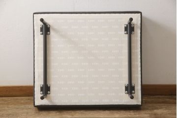 中古　展示極美品　2020年3月購入　IDEE(イデー)　DIVANCO(ディヴァンコ)　スタイリッシュなデザインが魅力の3人掛けソファ+オットマンセット(3Pソファ、三人掛けソファ)(定価約42万円)(R-055221)