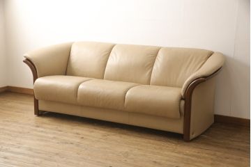 中古　美品　EKORNES(エコーネス)　Manhattan(マンハッタン)　本革　上質なくつろぎの空間づくりにおすすめの3人掛けソファ(レザー、三人掛けソファ、3Pソファ)(定価約43万円)(R-055222)