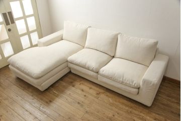 中古　美品　ACTUS(アクタス)　トリノ(TORINO)　フェザークッション　ゆったりとしたくつろぎの空間を演出するカウチソファ(3人掛けソファ、三人掛け)(定価約33万円)(R-055224)