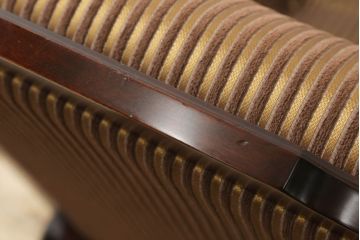 中古　美品　モリシゲ(MORISHIGE/森繁)　マッキンレー　高級感ある佇まいが目を引く1人掛けソファ(定価約35万円)(アームチェア、一人掛けソファ)(R-055225)