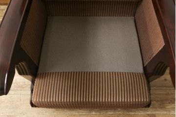 中古　美品　モリシゲ(MORISHIGE/森繁)　マッキンレー　高級感ある佇まいが目を引く1人掛けソファ(定価約35万円)(アームチェア、一人掛けソファ)(R-055225)