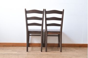 中古　永田良介商店　神戸洋家具　落ち着きのあるシックな佇まいが魅力のラダー型食堂椅子2脚セット(ダイニングチェア、ラダーバックチェア、ワークチェア、椅子)(R-055250)