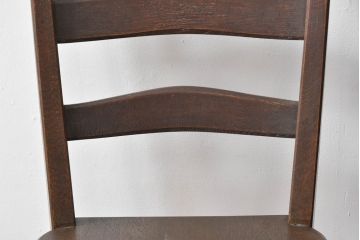 中古　永田良介商店　神戸洋家具　落ち着きのあるシックな佇まいが魅力のラダー型食堂椅子2脚セット(ダイニングチェア、ラダーバックチェア、ワークチェア、椅子)(R-055250)