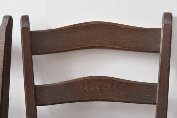 中古　永田良介商店　神戸洋家具　落ち着きのあるシックな佇まいが魅力のラダー型食堂椅子2脚セット(ダイニングチェア、ラダーバックチェア、ワークチェア、椅子)(R-055250)