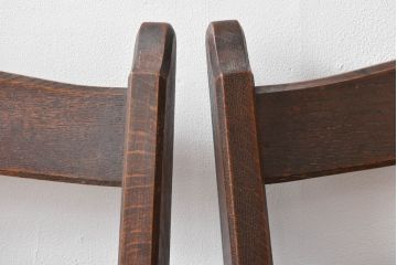 中古　永田良介商店　神戸洋家具　落ち着きのあるシックな佇まいが魅力のラダー型食堂椅子2脚セット(ダイニングチェア、ラダーバックチェア、ワークチェア、椅子)(R-055250)