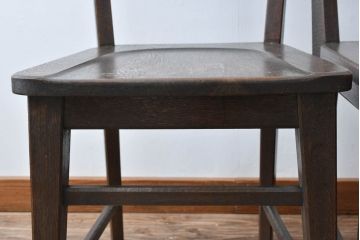 中古　永田良介商店　神戸洋家具　落ち着きのあるシックな佇まいが魅力のラダー型食堂椅子2脚セット(ダイニングチェア、ラダーバックチェア、ワークチェア、椅子)(R-055250)
