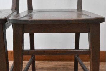 中古　永田良介商店　神戸洋家具　落ち着きのあるシックな佇まいが魅力のラダー型食堂椅子2脚セット(ダイニングチェア、ラダーバックチェア、ワークチェア、椅子)(R-055250)