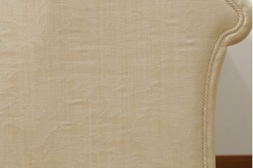 中古　展示品　超美品　最高級!　サァラ麻布取り扱い　bedding　POLTRONA　エレガントな1人掛けソファ(定価約110万円)(R-055252)