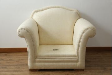 中古　展示品　超美品　最高級!　サァラ麻布取り扱い　bedding　POLTRONA　エレガントな1人掛けソファ(定価約110万円)(R-055252)