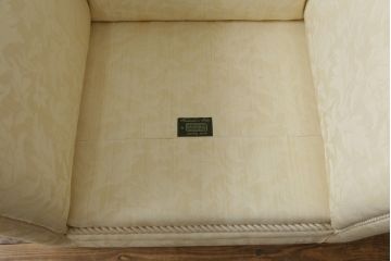 中古　展示品　超美品　最高級!　サァラ麻布取り扱い　bedding　POLTRONA　エレガントな1人掛けソファ(定価約110万円)(R-055252)