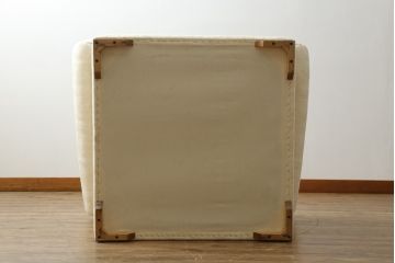 中古　展示品　超美品　最高級!　サァラ麻布取り扱い　bedding　POLTRONA　エレガントな1人掛けソファ(定価約110万円)(R-055252)