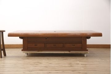 中古　民芸家具　特大　総ケヤキ材　和の趣溢れる囲炉裏テーブル(火鉢、座卓、ローテーブル)(R-055261)