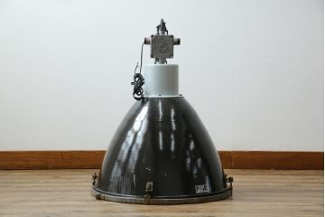 アンティーク照明　ヨーロッパ　特大　インダストリアルな空間を演出する工業用アイアン照明(天井照明、シェード、吊り下げ照明)(R-055264)