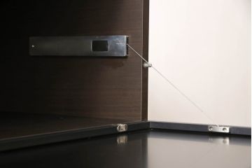 中古　美品　arflex(アルフレックス)　C.C.09(シー.シー.09)　シンプルモダンな佇まいが美しいサイドボード(定価約59万円)(収納棚、戸棚)(R-055267)